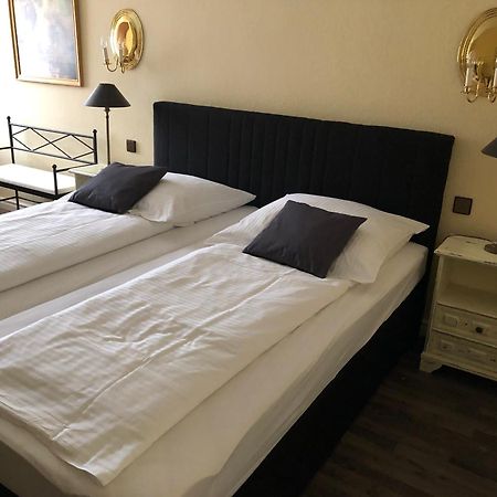 Elze Schoekel'S Hotel Und Restaurant מראה חיצוני תמונה